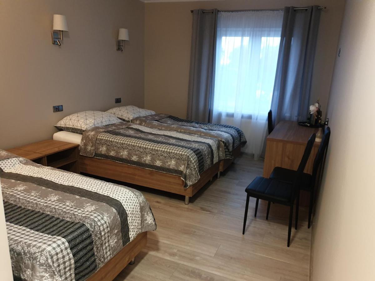 Motel Na Stacji Paliw Ustronie Morskie Esterno foto