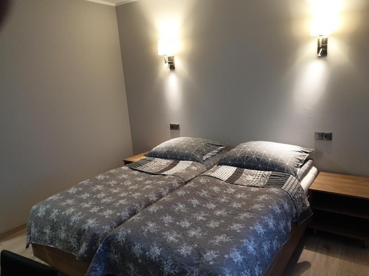 Motel Na Stacji Paliw Ustronie Morskie Esterno foto